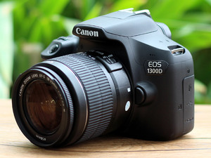 十二年老店 国行佳能1300D 18-55套机报价25